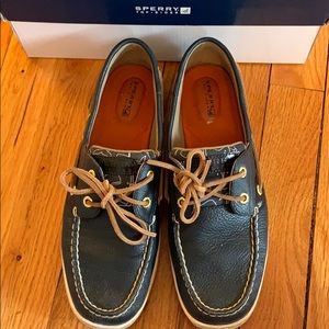 Sperry bluefish boat shoes navy